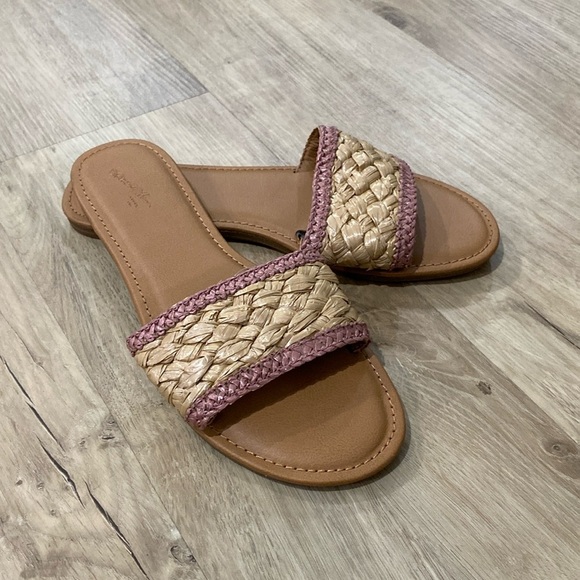 NEW Women’s Universal Thread Dez Sandals - Picture 1 of 3